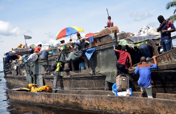 কঙ্গো নদীতে নৌকায় আগুন, প্রাণ গেল অন্তত ১৪৮ জনের