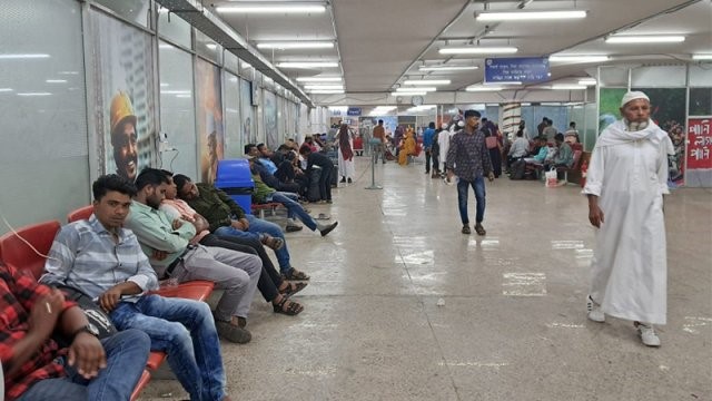 বিমানবন্দরে প্রবাসীদের জন্য লাউঞ্জ