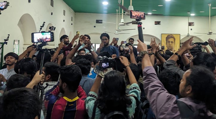 গণতান্ত্রিক ছাত্র সংসদের’ আত্মপ্রকাশ, নেতৃত্বে অভ্যুত্থানের সমন্বয়করা