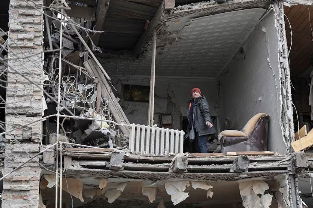 ইউক্রেন পুনর্গঠনে প্রয়োজন ৫২৪ বিলিয়ন ডলার: বিশ্ব ব্যাংক