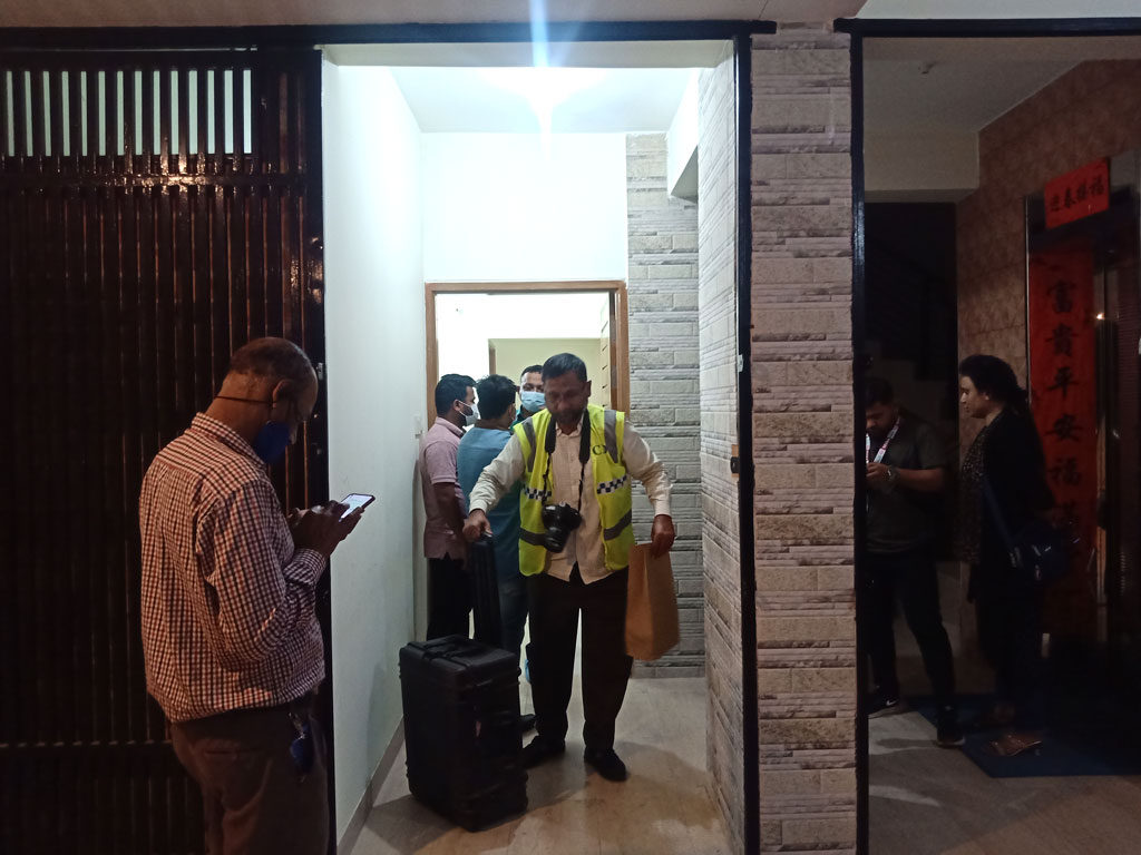 উত্তরায় ফ্ল্যাট থেকে চীনা নাগরিকের রক্তাক্ত মরদেহ উদ্ধার