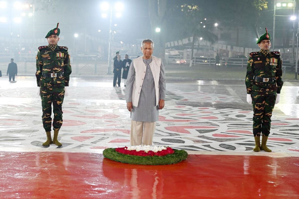 সরকার মজে পাক প্রেমে, বাংলাদেশে এ বার অন্য একুশে : আনন্দবাজার পত্রিকা