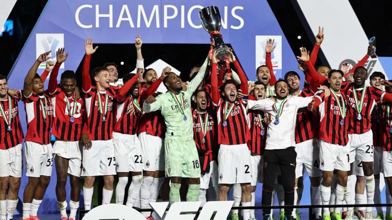 ৮ বছর পর সুপার কাপ এসি মিলানের