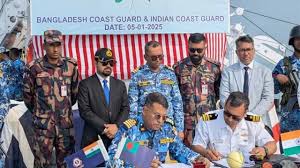 আটক ৯০ বাংলাদেশি জেলে ও নৌকর্মীকে ফেরত দিয়েছে ভারত