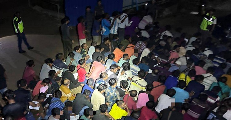 মালয়েশিয়ায় বাংলাদেশিসহ ১০৫ অবৈধ অভিবাসী আটক
