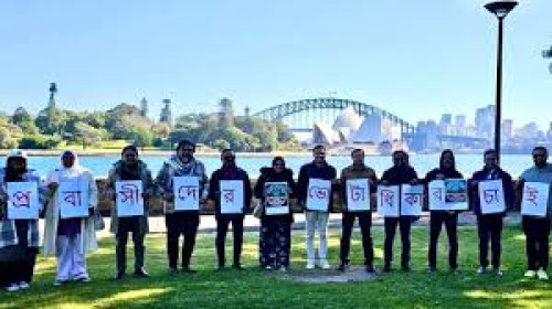 সিডনিতে প্রবাসীদের ভোটাধিকার দাবিতে শান্তিপূর্ণ বিক্ষোভ