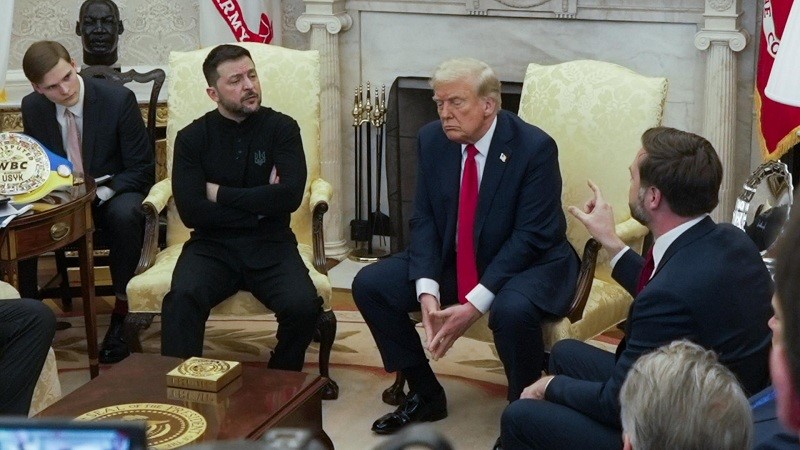 ইউক্রেনকে গোয়েন্দা তথ্য প্রদান বন্ধ করল যুক্তরাষ্ট্র