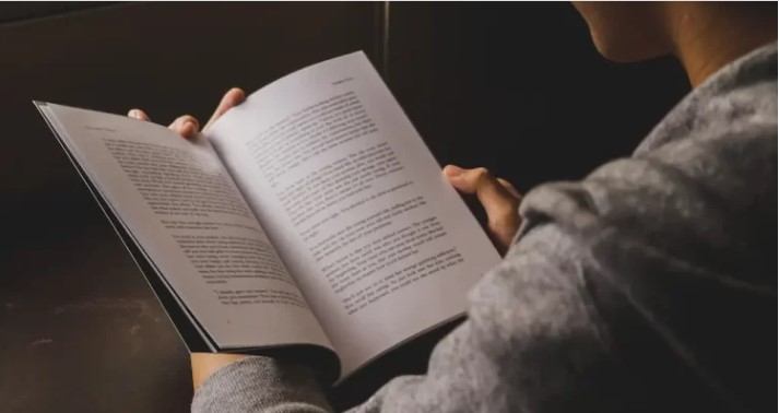 হাসিনার কাছে থেকে রক্তশূন্য একজন লিউকোমিয়ার রোগীও ছাড়া পায়নি