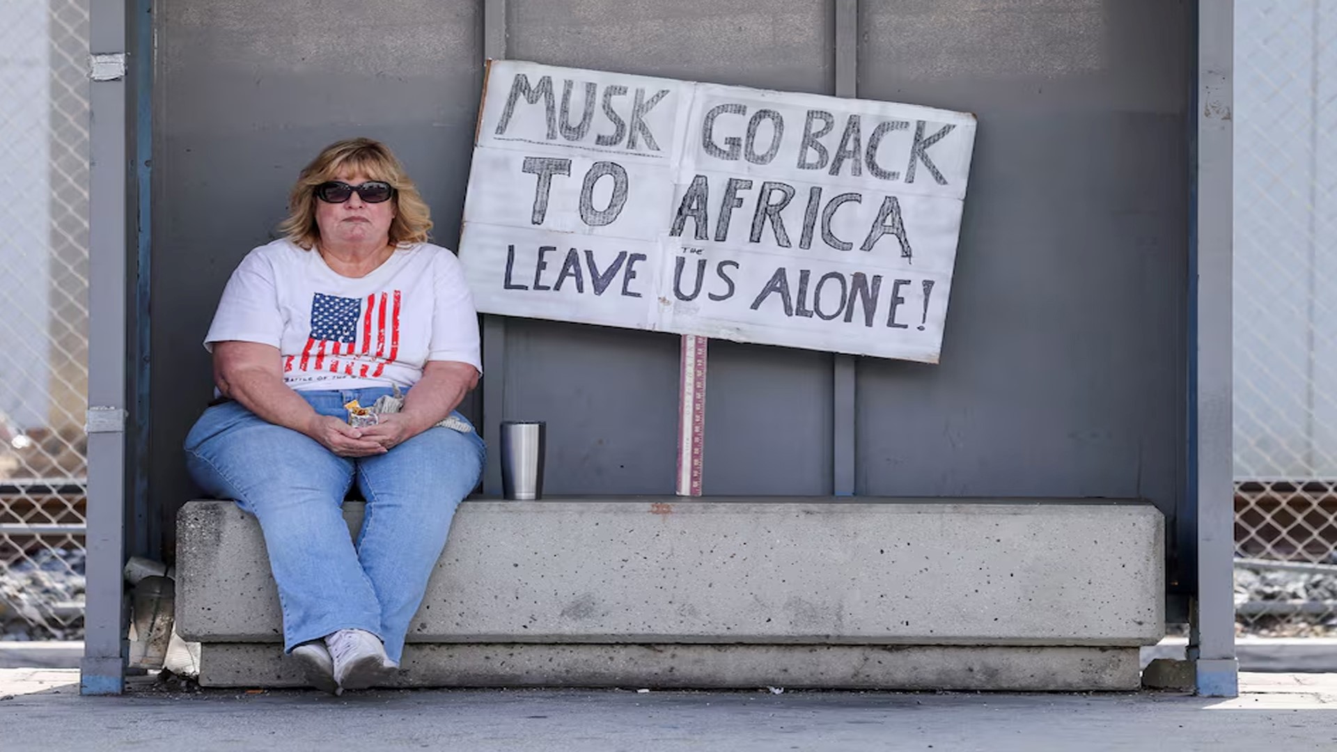 মার্কিন কর্মীদের কাছে দ্বিতীয় দফায় কাজের হিসাব চাইলেন মাস্ক