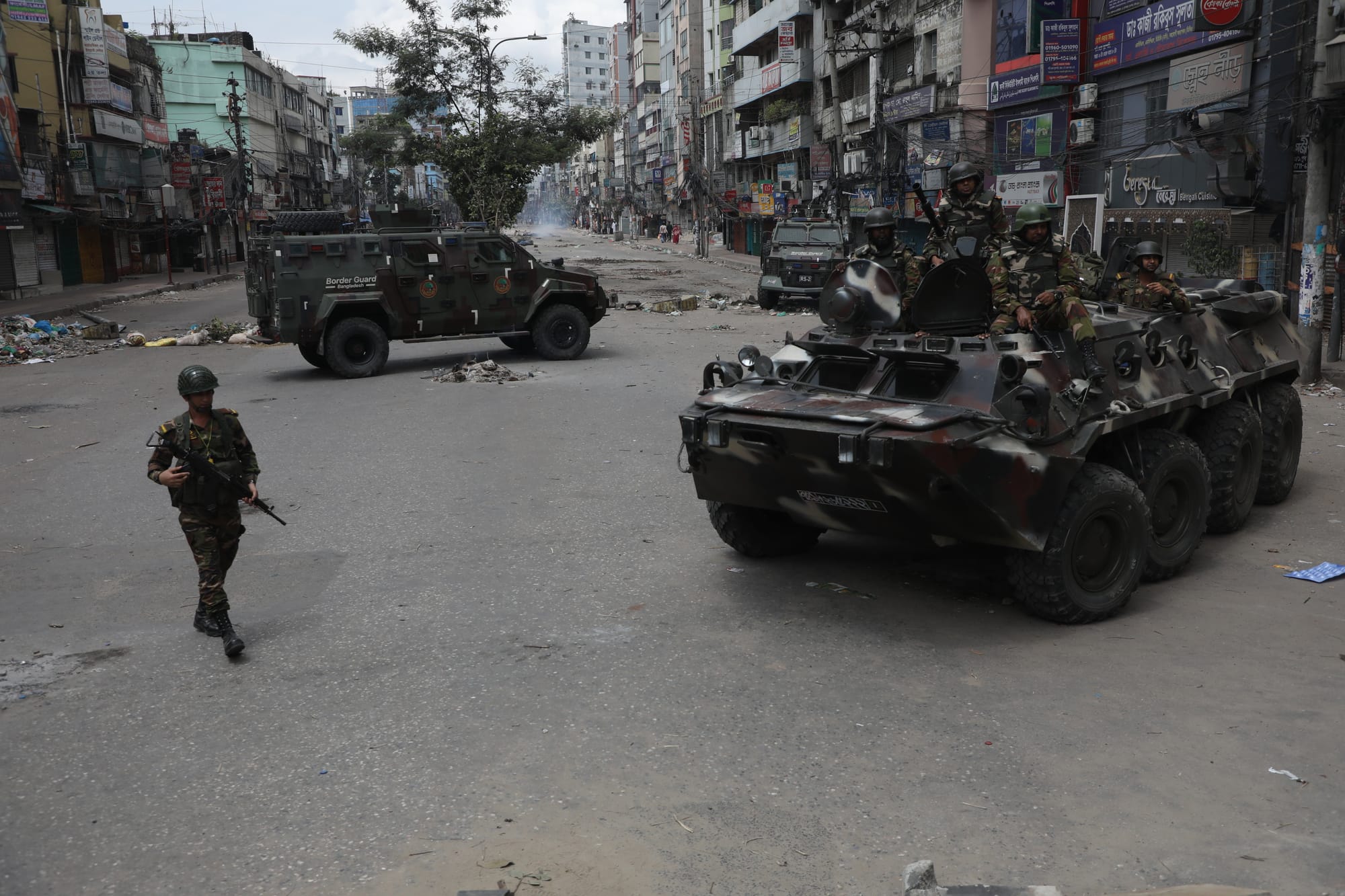 হাসনাত আবদুল্লাহর বক্তব্যকে ‘হাস্যকর’ ও ‘অপরিপক্ব গল্প’ বলে মন্তব্য সেনাসদরের