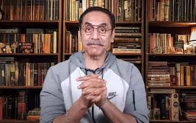 পিনাকী কেন দেশ ছাড়তে বাধ্য হয়েছিলেন?