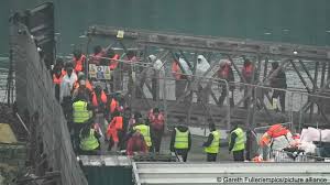 যুক্তরাজ্যে আশ্রয় চাইতে পারবে না যৌন অপরাধীরা: অভিবাসন নীতিতে কড়াকড়ি