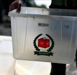 জাতীয় নির্বাচনের প্রস্তুতি চূড়ান্ত: ২৯৯ আসনে আজ থেকে ব্যালট বণ্টন