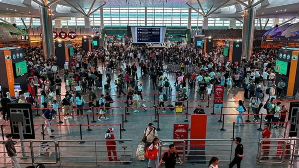 বাংলাদেশ ও ভারত থেকে আসা যাত্রীদের ওপর কঠোর স্বাস্থ্যবিধি জারি মালয়েশিয়ার