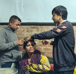 ভালুকায় মিনি বাস উল্টে নিহত ২