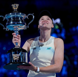 অস্ট্রেলিয়ান ওপেনের নতুন চ্যাম্পিয়ন এলেনা রিবাকিনা