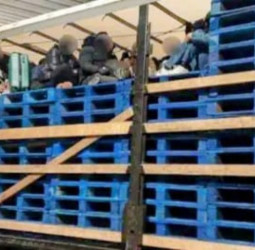 লন্ডন থেকে লরিতে ফ্রান্সে পাচারের চেষ্টা: ২৩ বাংলাদেশি উদ্ধার