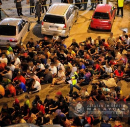 বাংলাদেশিসহ অবৈধ সব বিদেশির জন্য মালয়েশিয়ার কড়া বার্তা