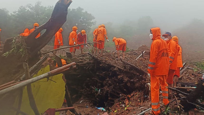 মহারাষ্ট্রে ভয়াবহ ভূমিধস, নিহতের সংখ্যা বেড়ে ২৭